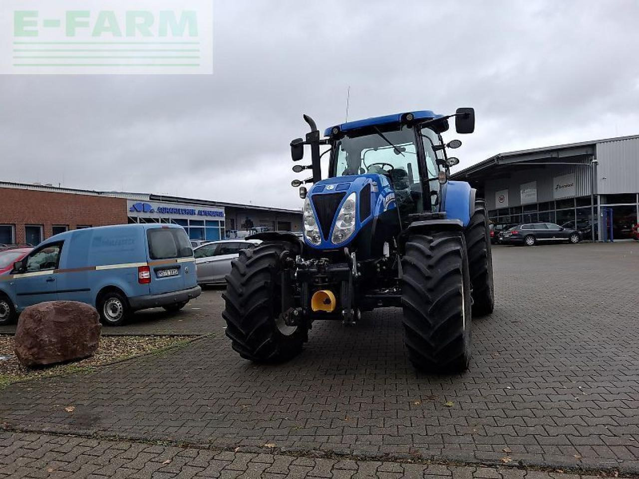 New Holland t7.210 ac - Traktor: gambar 3 New Holland t7.210 ac - Traktor: gambar 3