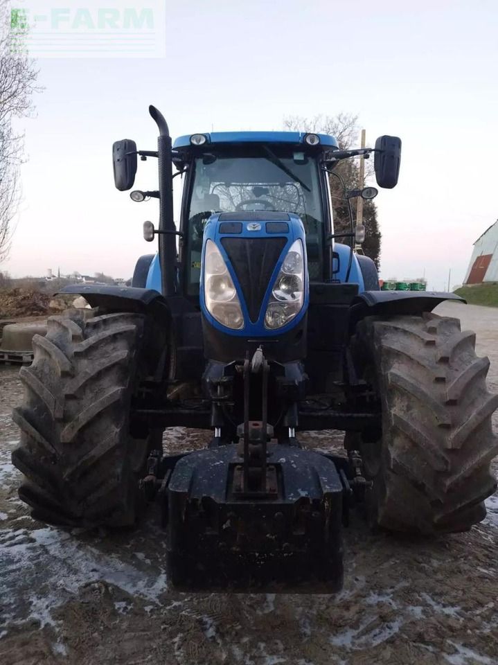 New Holland t7 210 ac - Traktor: gambar 3 New Holland t7 210 ac - Traktor: gambar 3