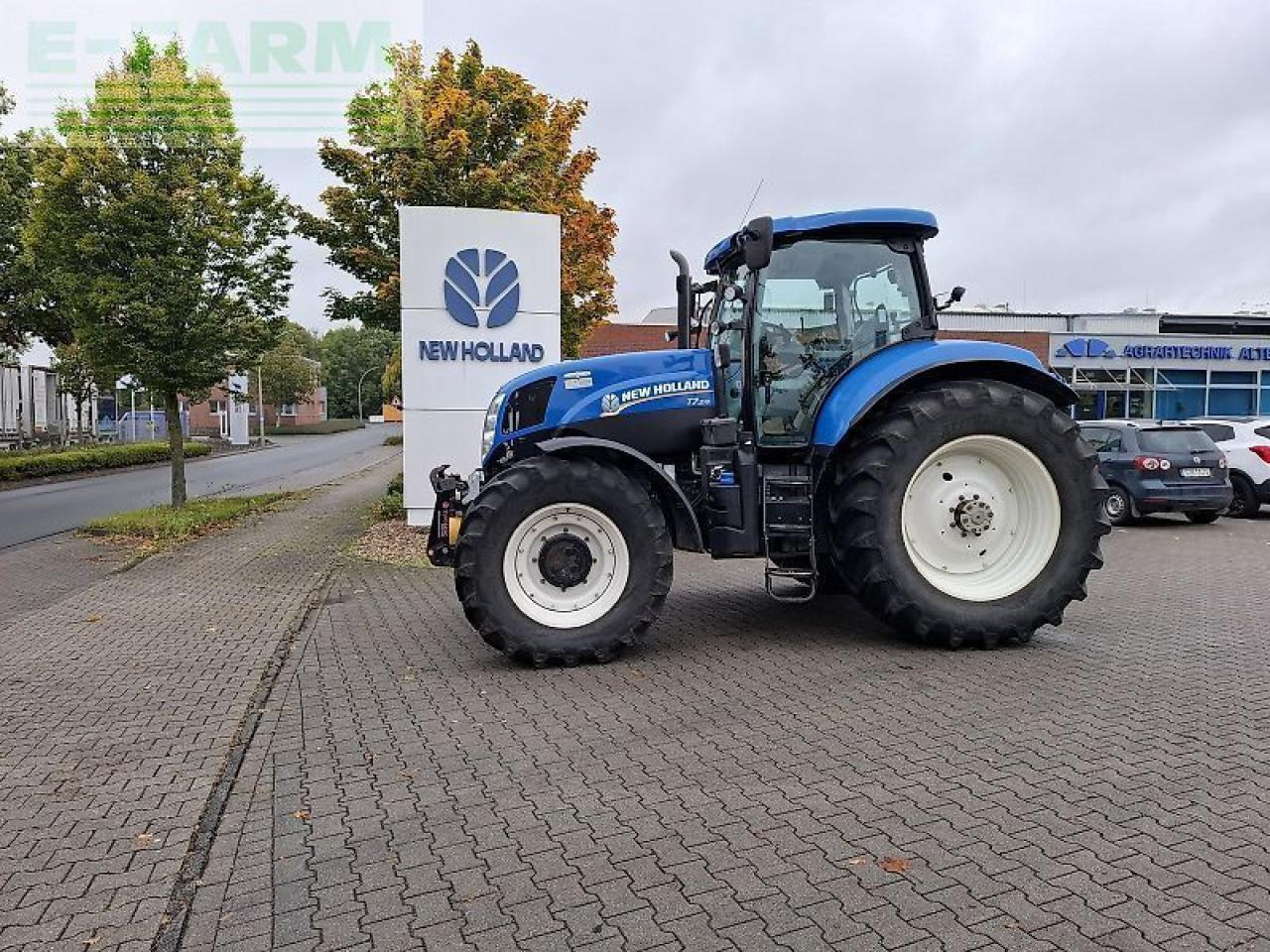 New Holland t7.210 ac - Traktor: gambar 1 New Holland t7.210 ac - Traktor: gambar 1