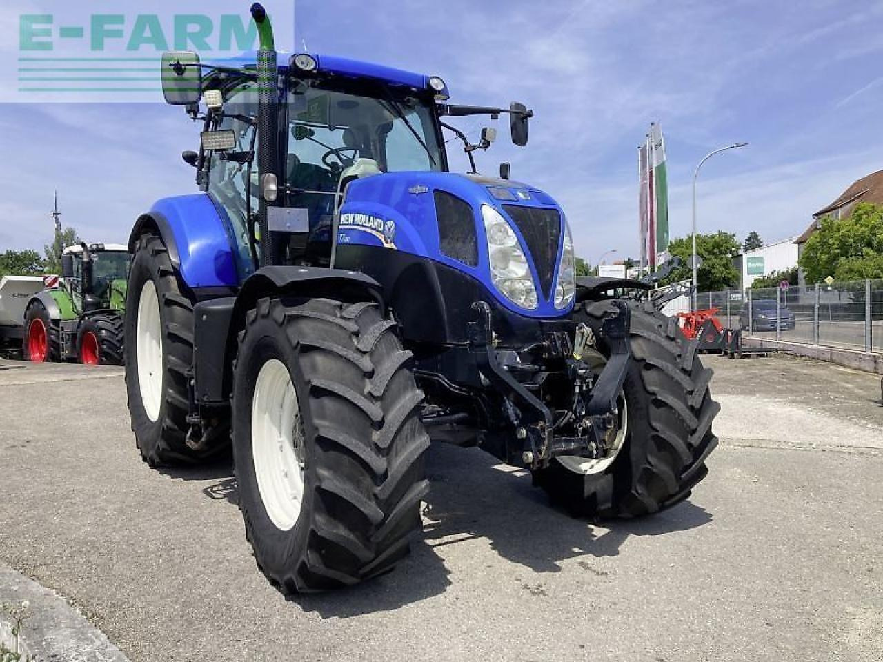 New Holland t7 210 autocommand - Traktor: gambar 2 New Holland t7 210 autocommand - Traktor: gambar 2