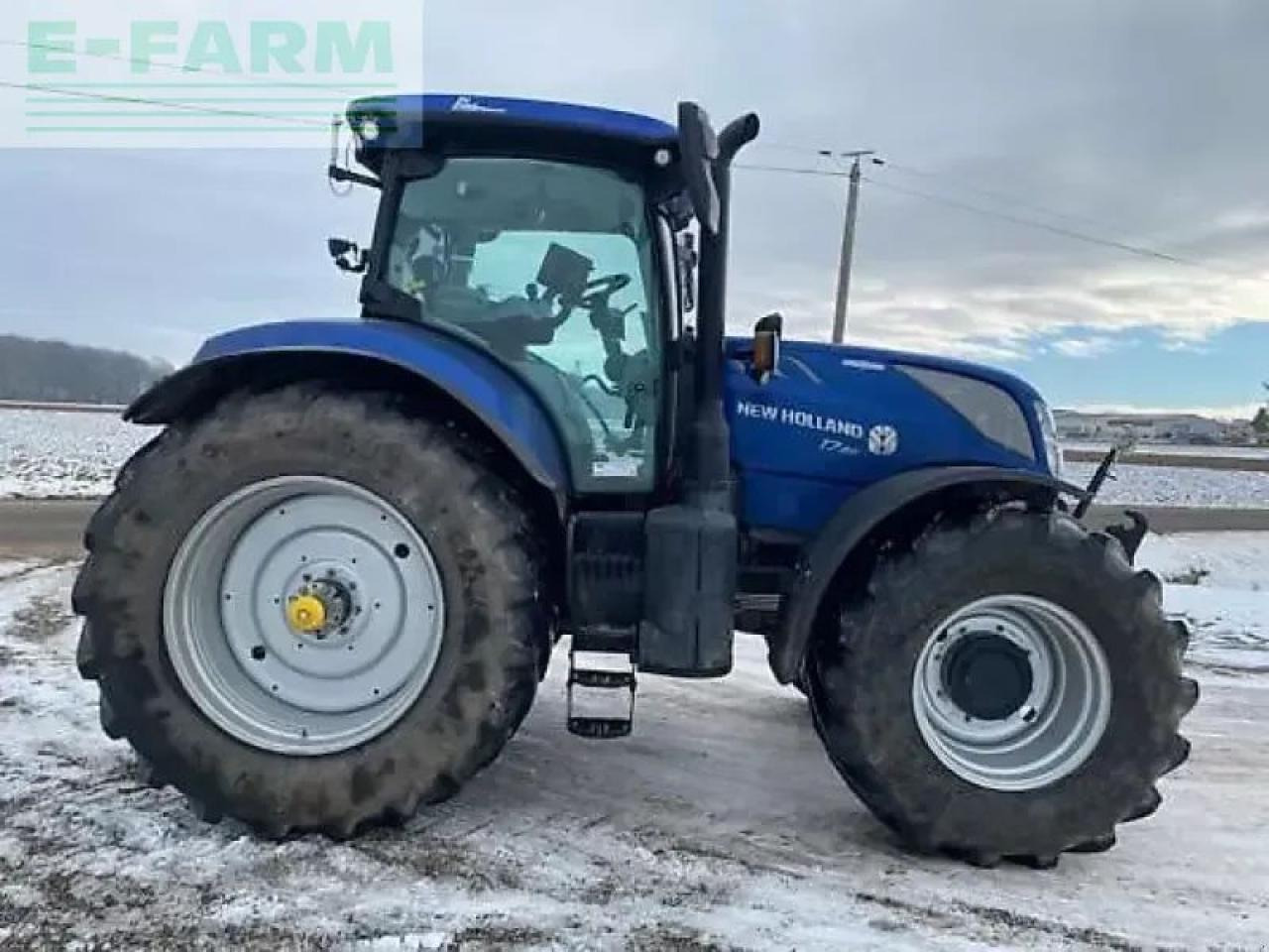 New Holland t7.210 autocommand blue power - Traktor: gambar 3 New Holland t7.210 autocommand blue power - Traktor: gambar 3