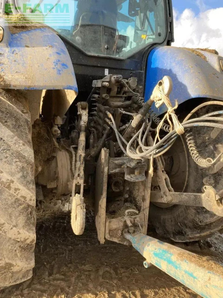 New Holland t7.210 rc s5 - Traktor: gambar 2 New Holland t7.210 rc s5 - Traktor: gambar 2