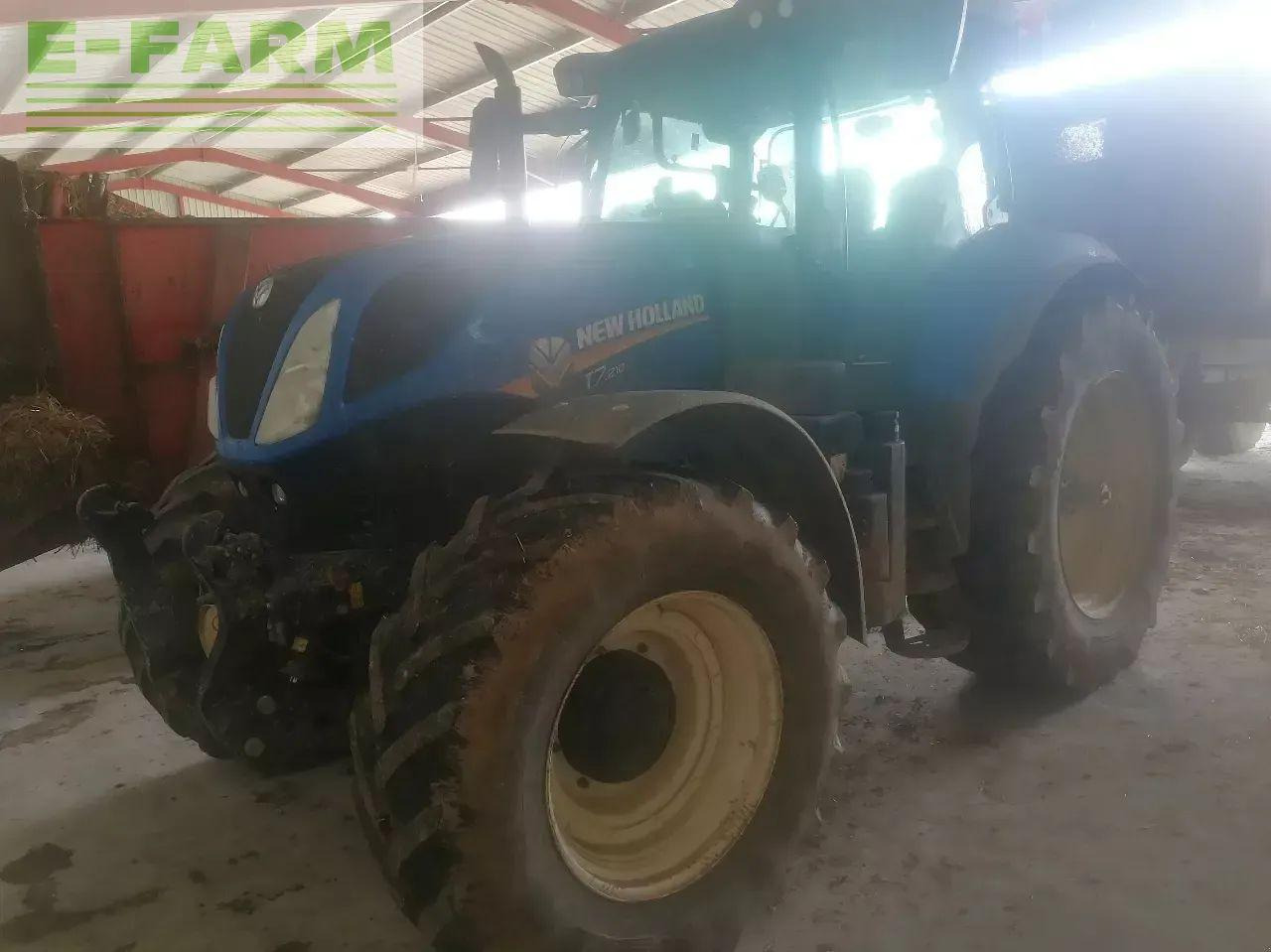 New Holland t7 210 sw - Traktor: gambar 3 New Holland t7 210 sw - Traktor: gambar 3