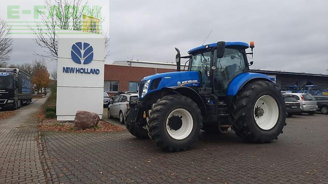 New Holland t7.220 ac - Traktor: gambar 1 New Holland t7.220 ac - Traktor: gambar 1