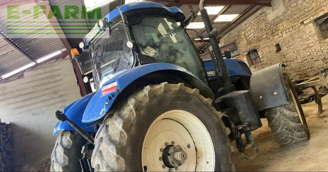 New Holland t7.220 sw - Traktor: gambar 2 New Holland t7.220 sw - Traktor: gambar 2