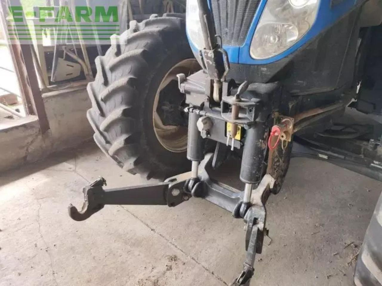 New Holland t7-220pc-sw - Traktor: gambar 2 New Holland t7-220pc-sw - Traktor: gambar 2