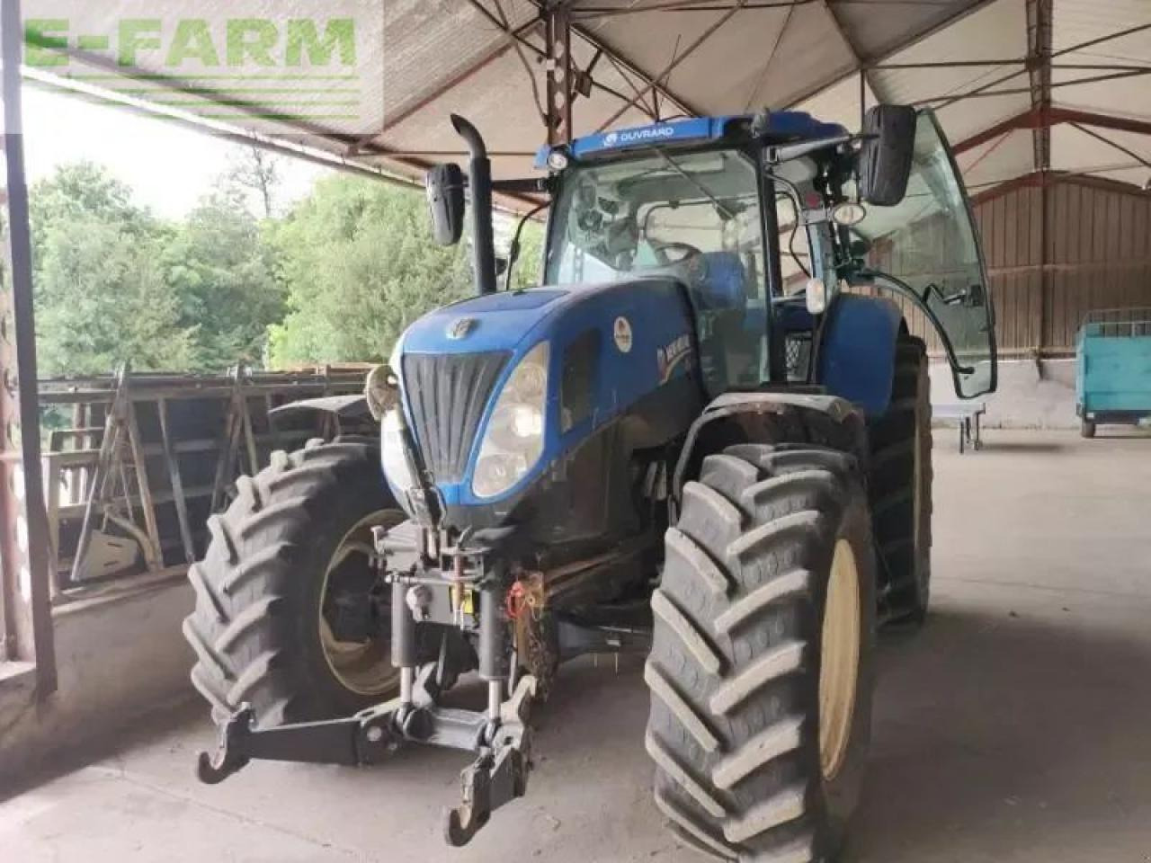 New Holland t7-220pc-sw - Traktor: gambar 1 New Holland t7-220pc-sw - Traktor: gambar 1