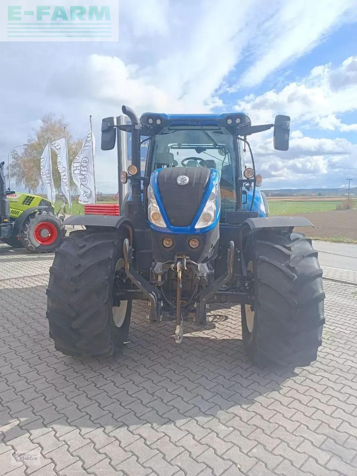 New Holland t7.225 ac - Traktor: gambar 2 New Holland t7.225 ac - Traktor: gambar 2
