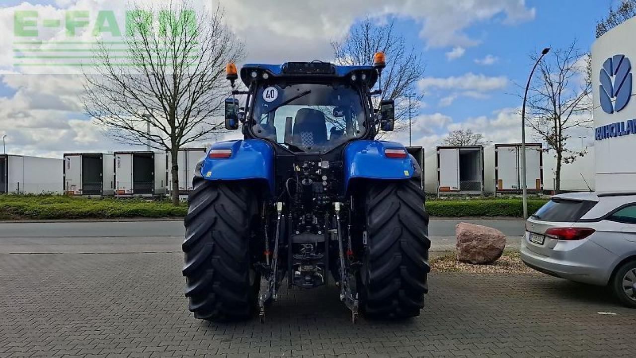New Holland t7.230 ac - Traktor: gambar 5 New Holland t7.230 ac - Traktor: gambar 5