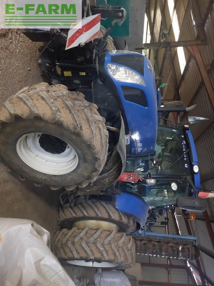 New Holland t7.250 - Traktor: gambar 1 New Holland t7.250 - Traktor: gambar 1