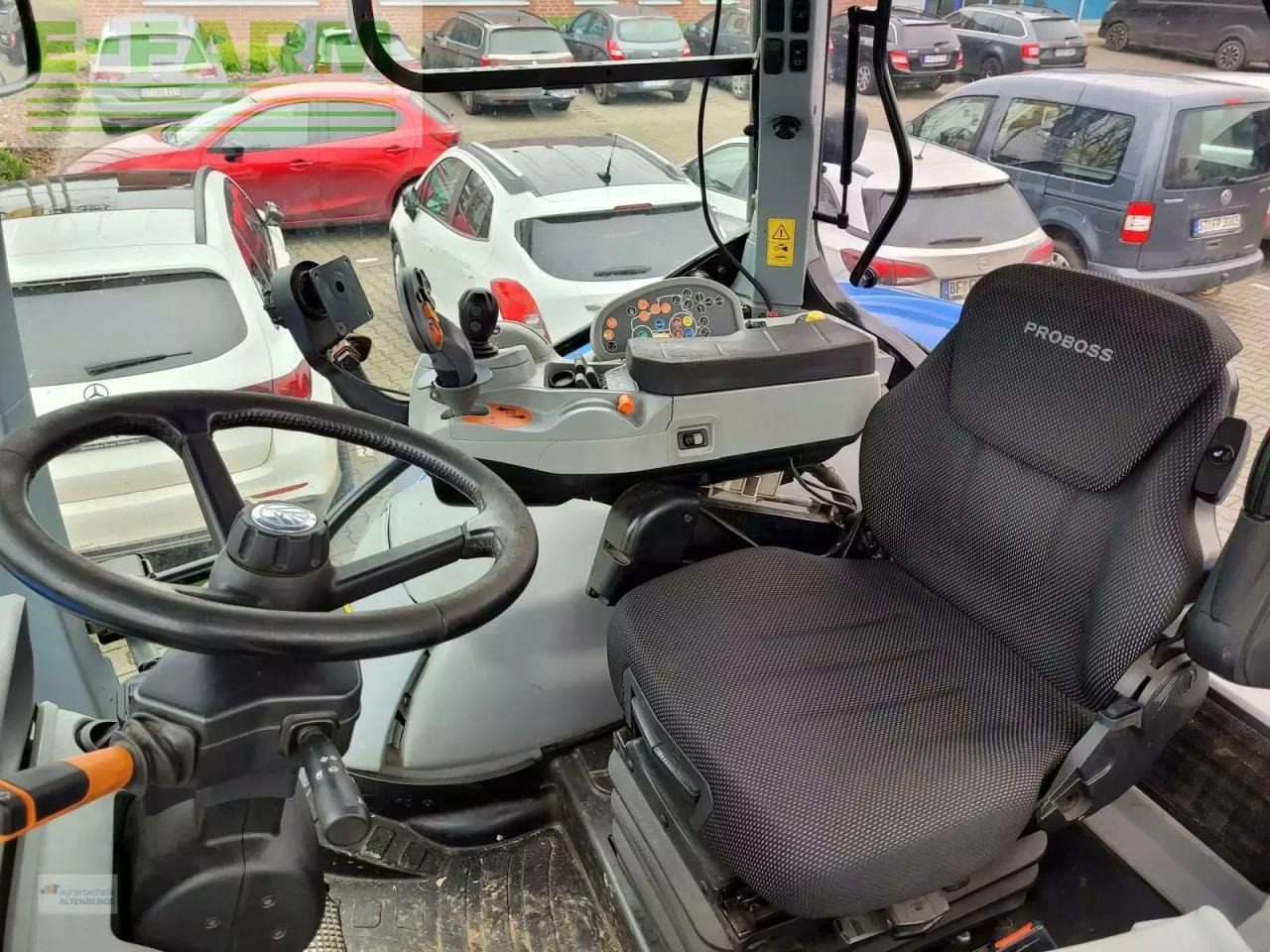 Traktor New Holland t7.250 ac: gambar 7