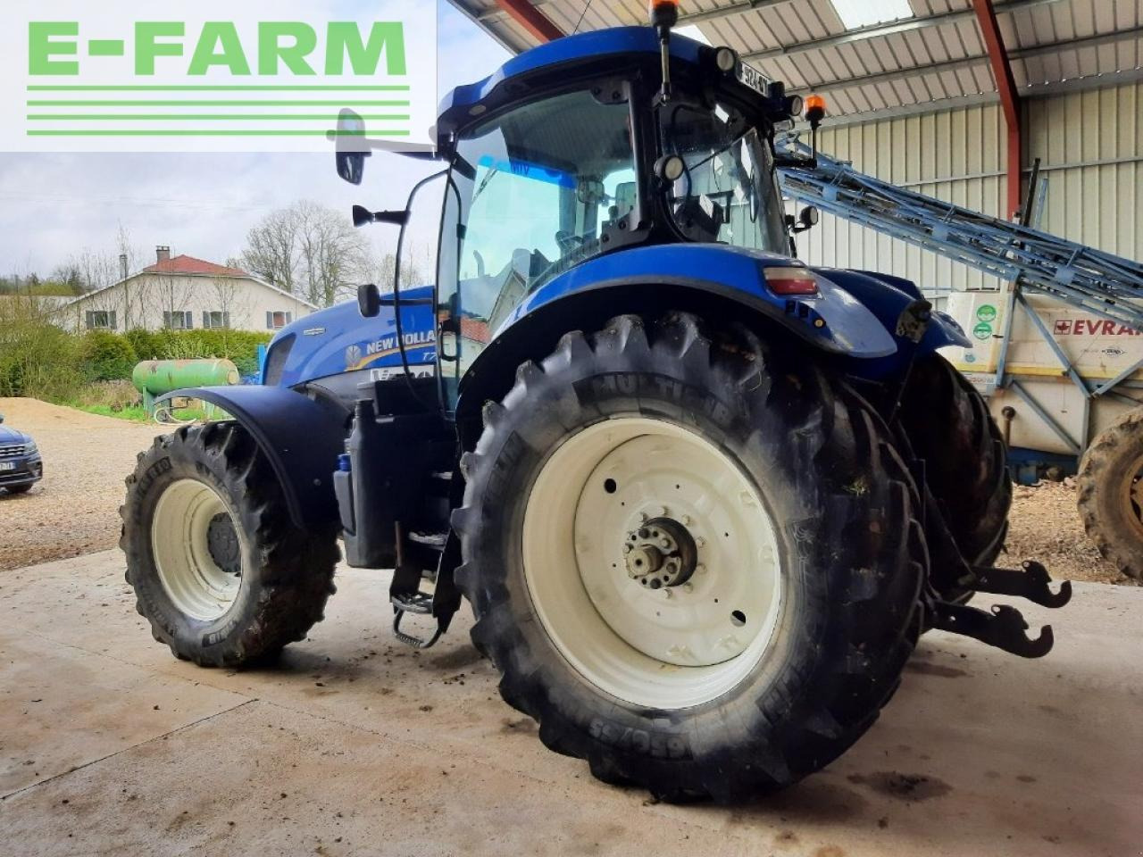 Traktor New Holland t7.250 ac: gambar 8