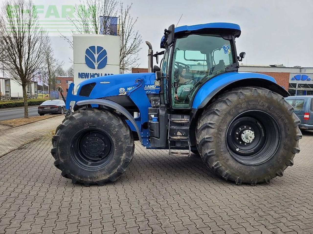 New Holland t7.250 ac - Traktor: gambar 1 New Holland t7.250 ac - Traktor: gambar 1