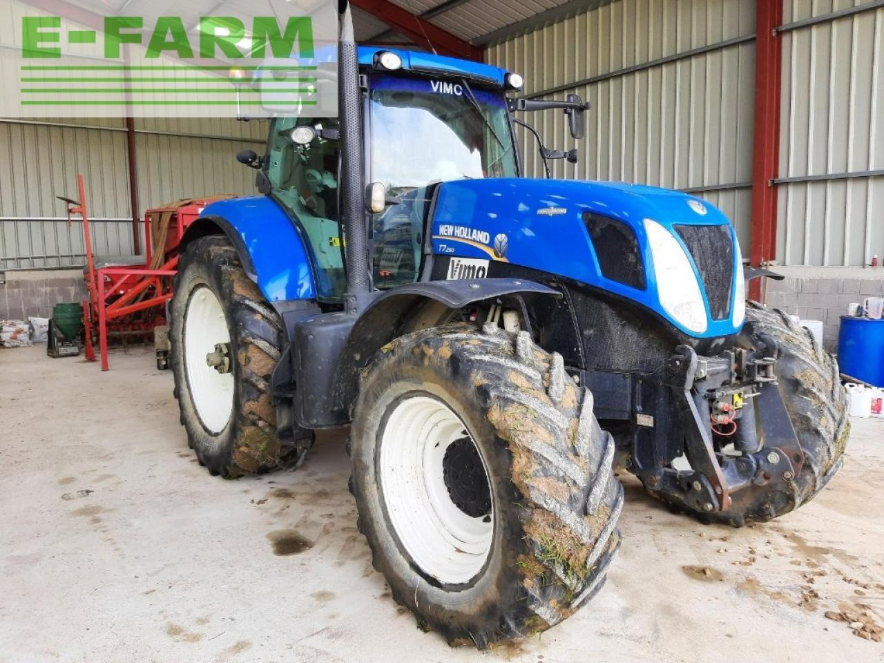 New Holland t7.250 ac - Traktor: gambar 3 New Holland t7.250 ac - Traktor: gambar 3