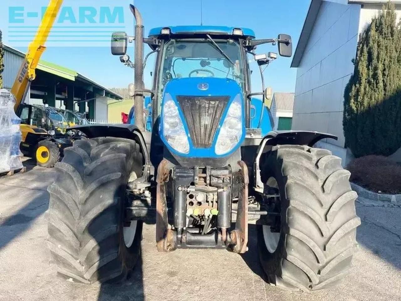 New Holland t7.250 auto command - Traktor: gambar 2 New Holland t7.250 auto command - Traktor: gambar 2