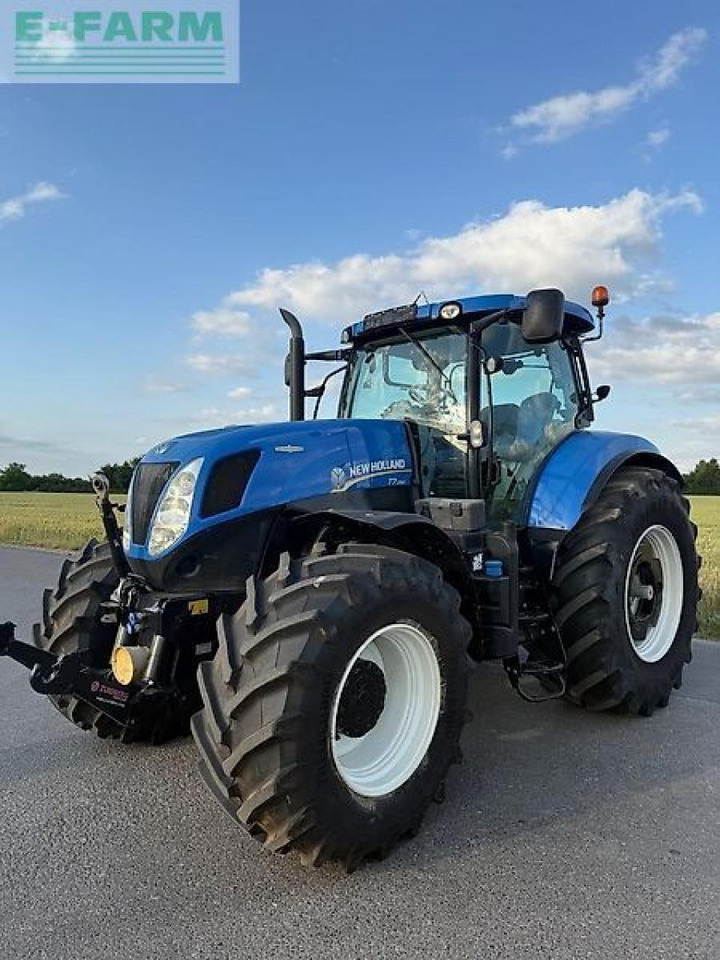 New Holland t7.250 autocommand - Traktor: gambar 3 New Holland t7.250 autocommand - Traktor: gambar 3