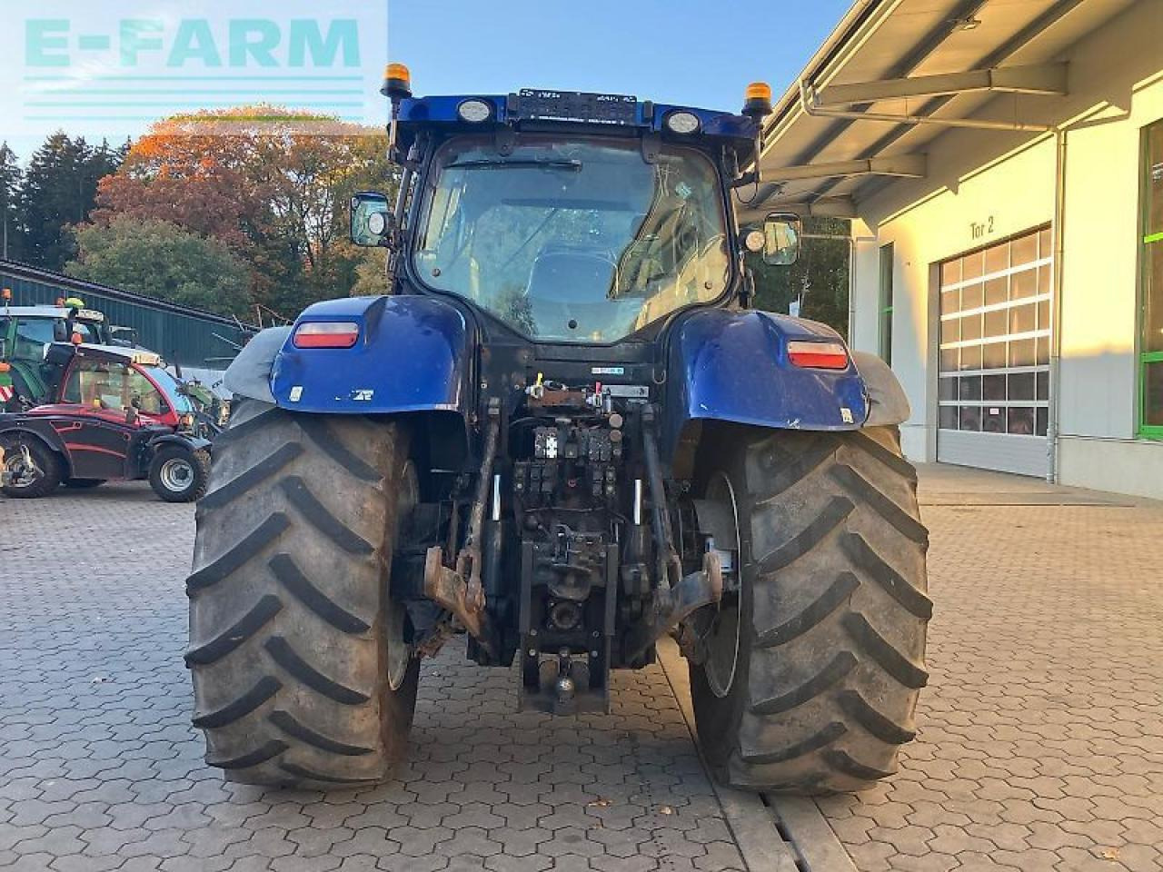 New Holland t7.270 auto command - Hot Deal - Traktor: gambar 4 New Holland t7.270 auto command - Hot Deal - Traktor: gambar 4