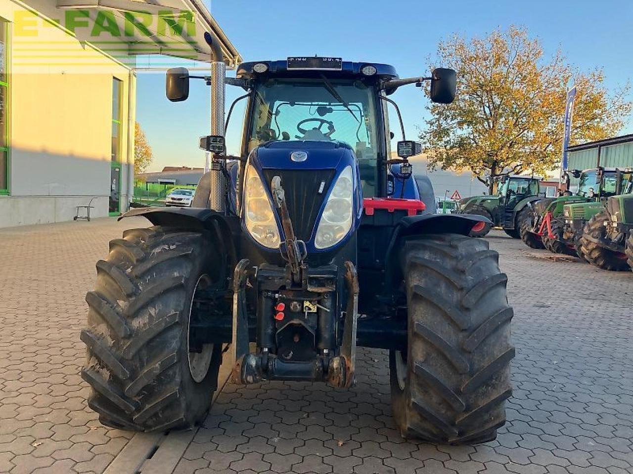 New Holland t7.270 auto command - Hot Deal - Traktor: gambar 2 New Holland t7.270 auto command - Hot Deal - Traktor: gambar 2