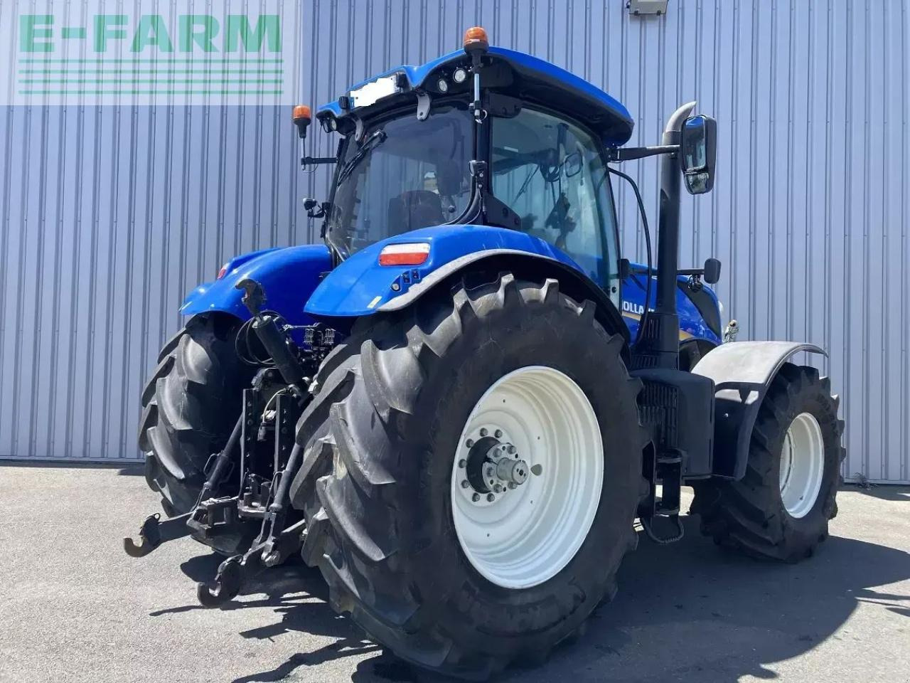 New Holland t7.270 auto command - Traktor: gambar 5 New Holland t7.270 auto command - Traktor: gambar 5
