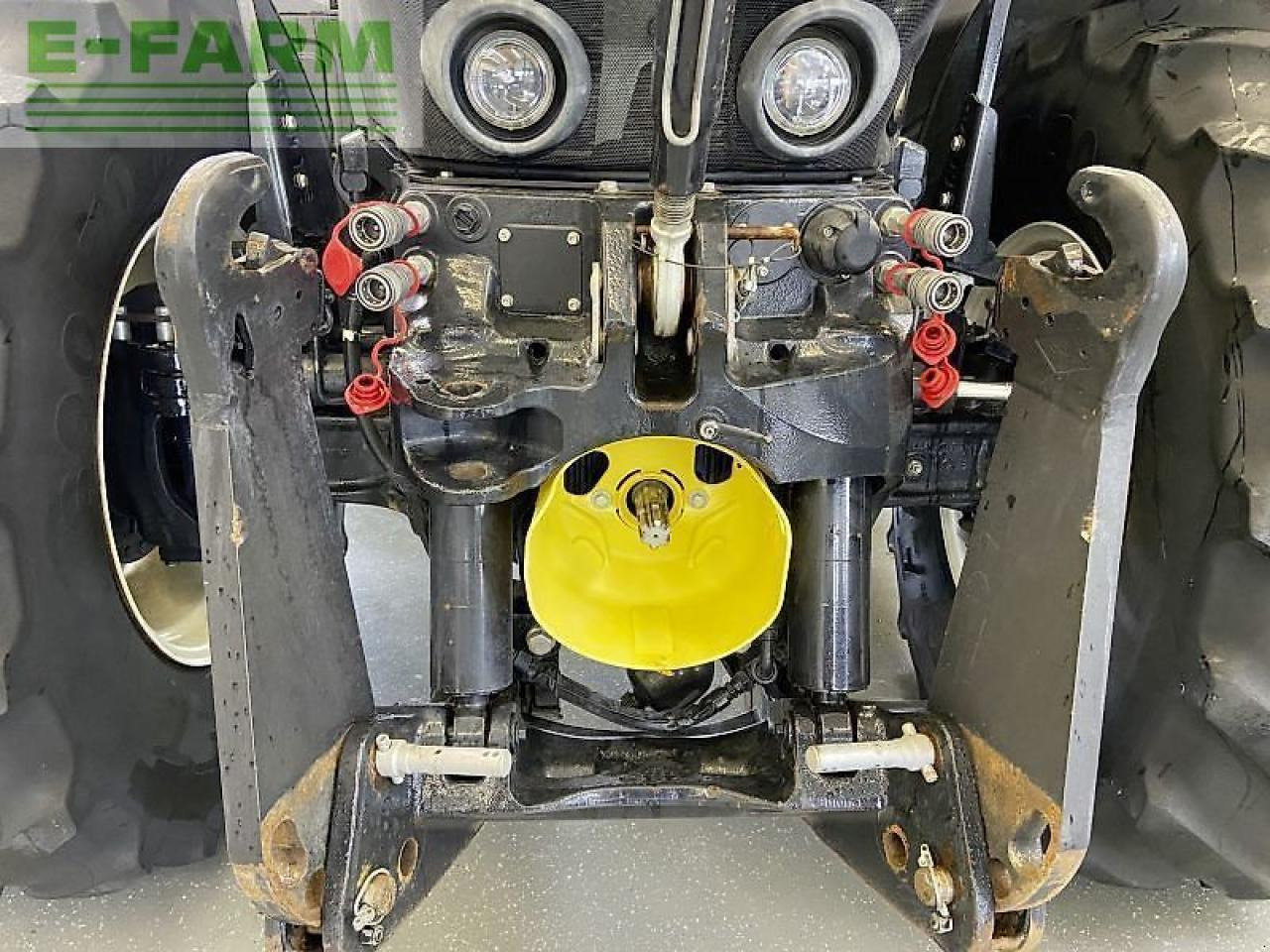 New Holland t7.275 - Traktor: gambar 5 New Holland t7.275 - Traktor: gambar 5