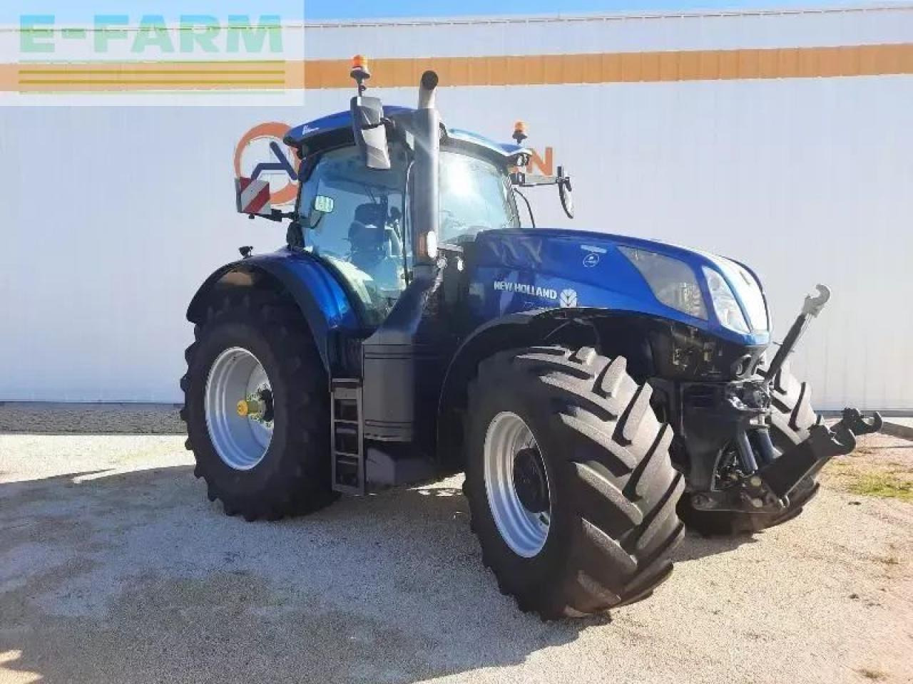 New Holland t7-275ac-plmi - Traktor: gambar 1 New Holland t7-275ac-plmi - Traktor: gambar 1