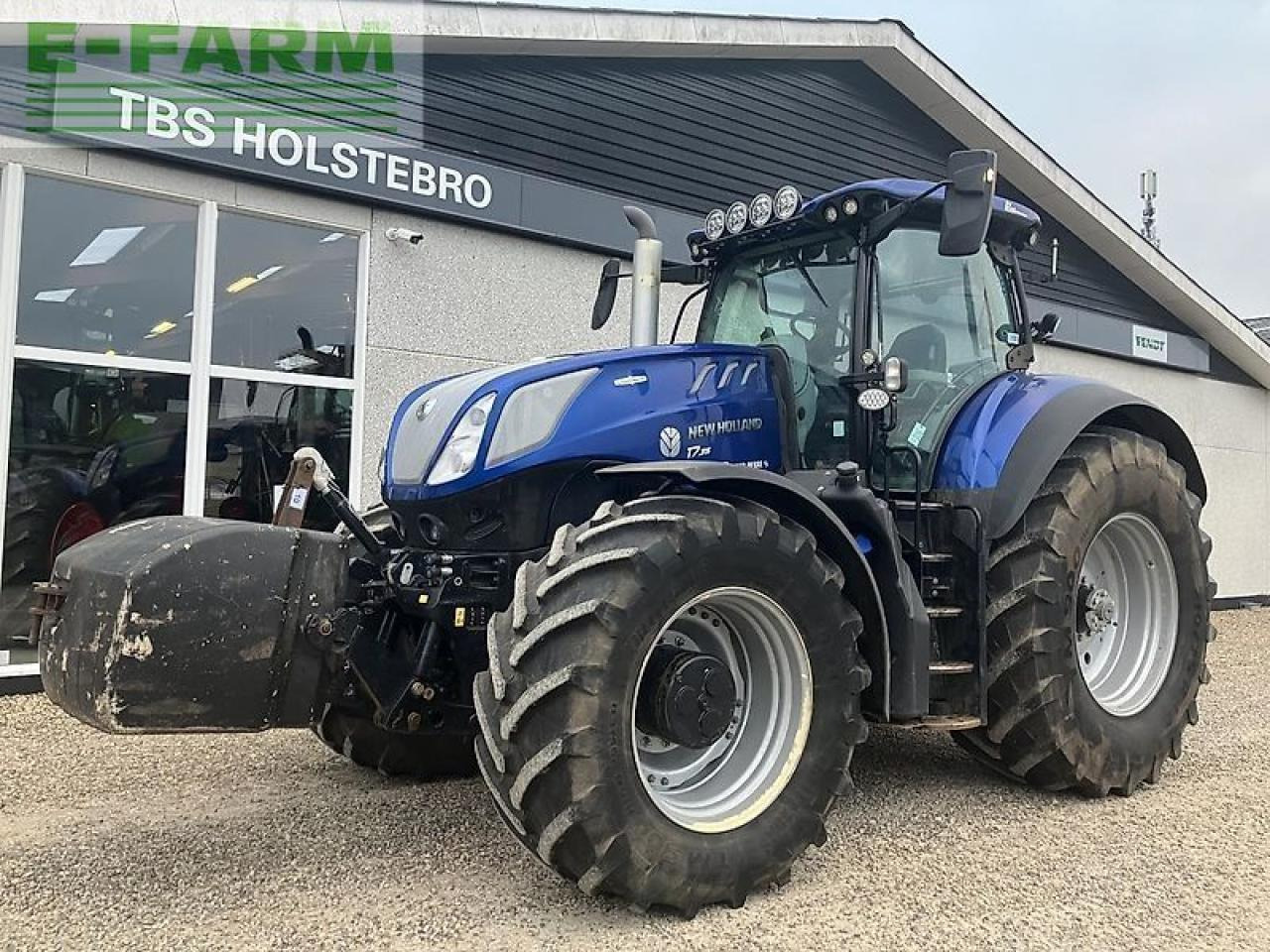 New Holland t7.315 ac - Traktor: gambar 1 New Holland t7.315 ac - Traktor: gambar 1