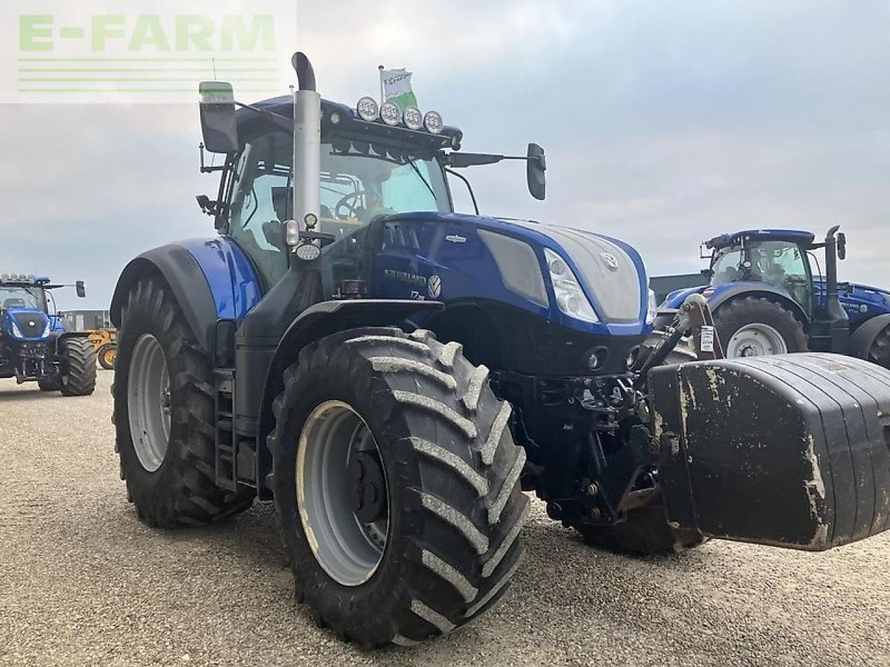 New Holland t7.315 ac - Traktor: gambar 5 New Holland t7.315 ac - Traktor: gambar 5