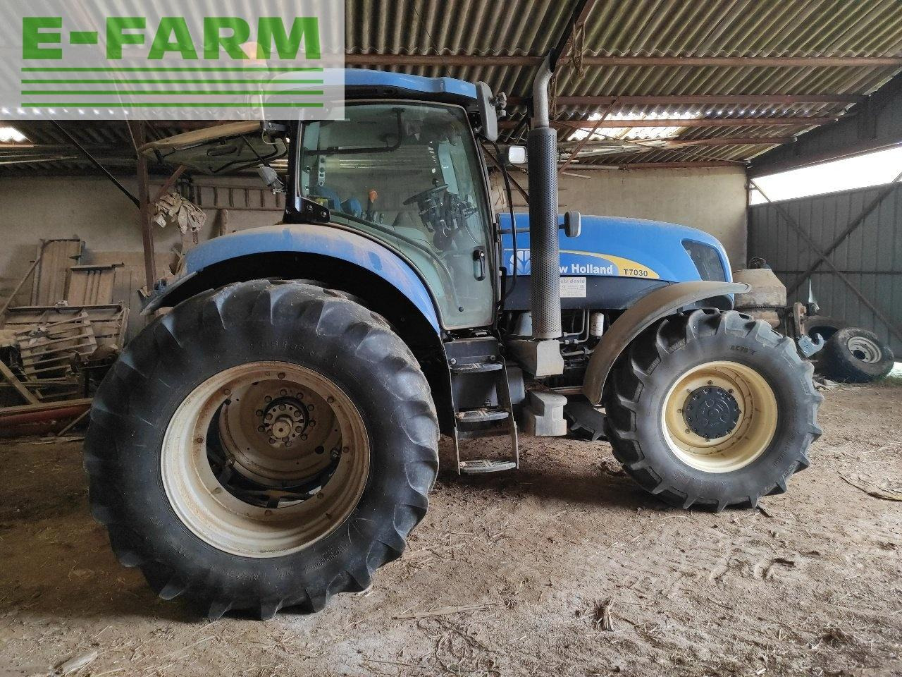 Traktor New Holland t7030: gambar 8