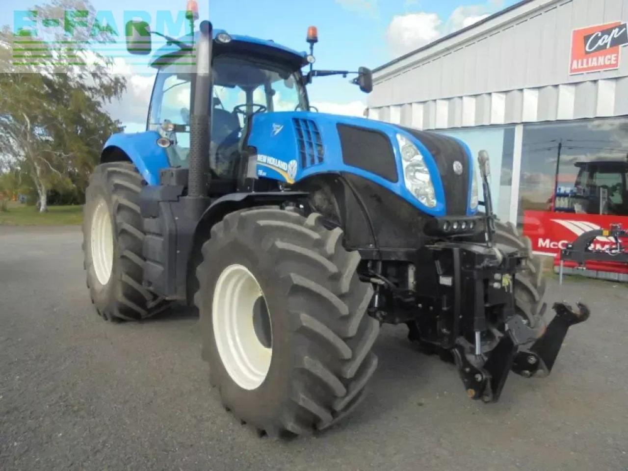 New Holland t8.330 - Traktor: gambar 2 New Holland t8.330 - Traktor: gambar 2