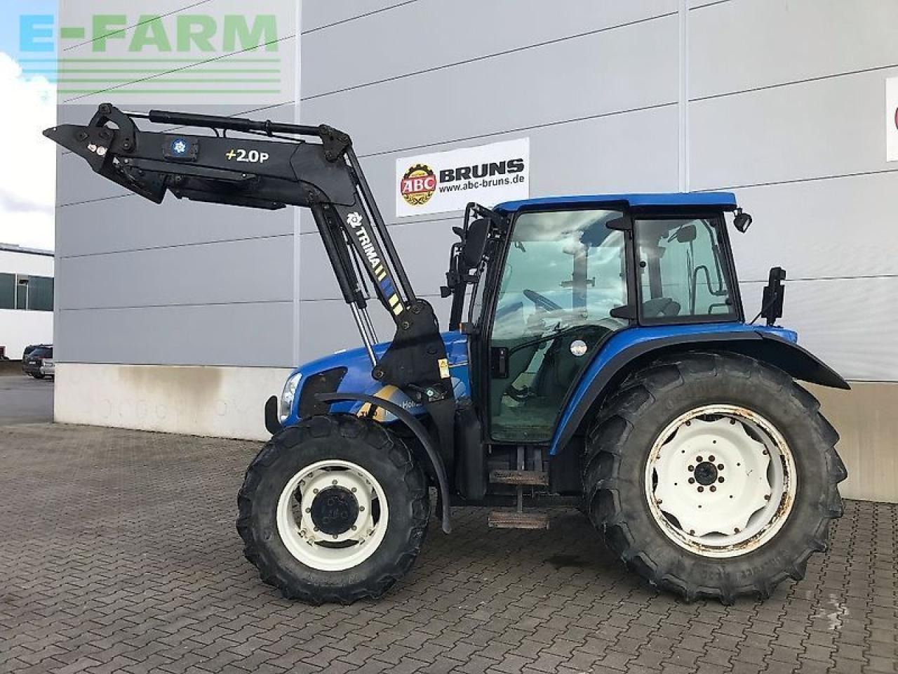 New Holland tl 90 a dt A - Traktor: gambar 2 New Holland tl 90 a dt A - Traktor: gambar 2