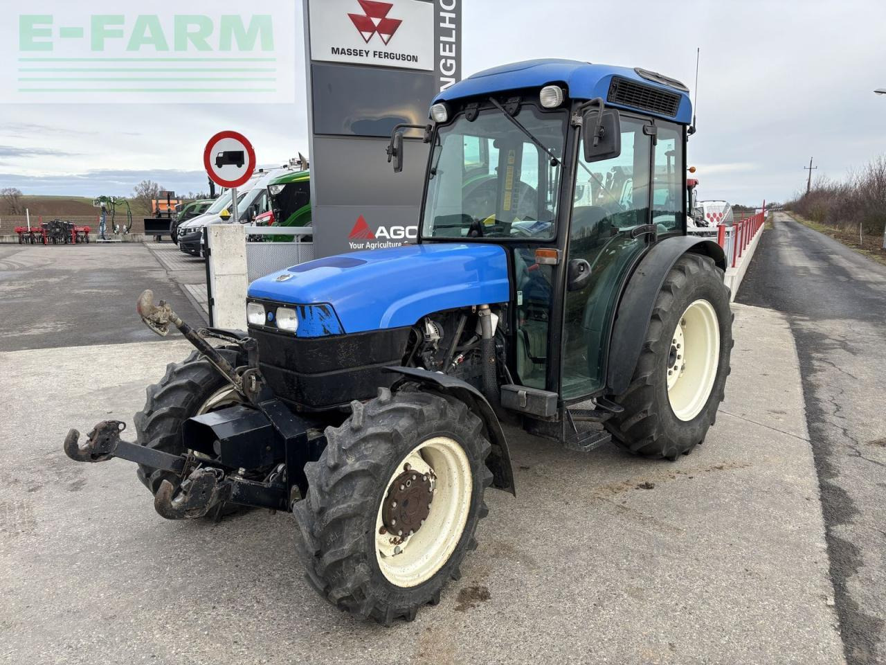 New Holland tm85fa - Traktor: gambar 3 New Holland tm85fa - Traktor: gambar 3