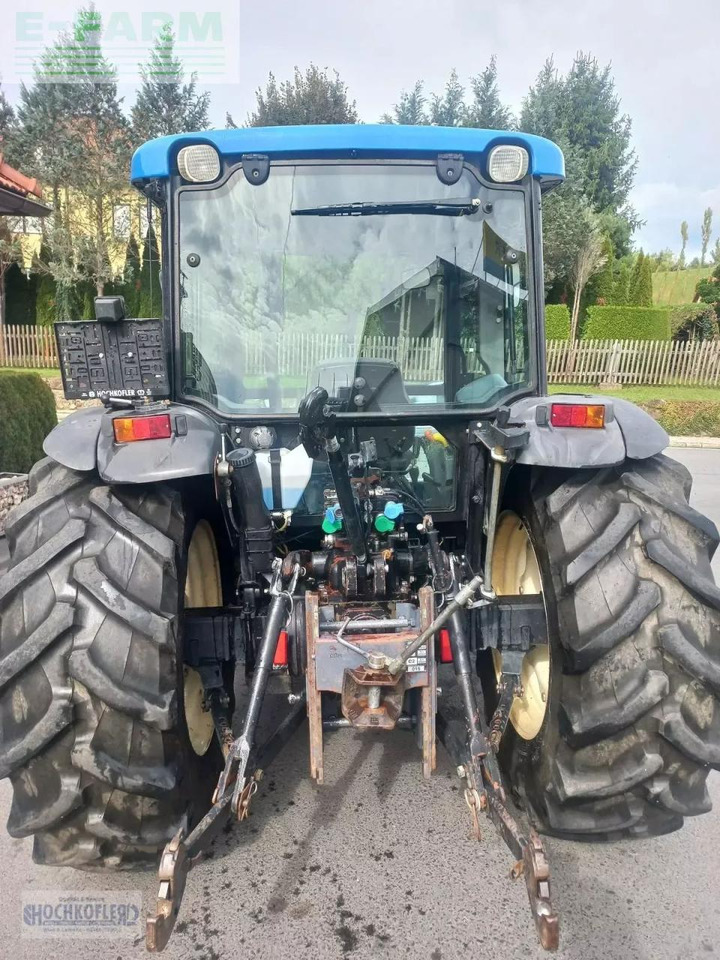 New Holland tn-d 75 D - Traktor: gambar 4 New Holland tn-d 75 D - Traktor: gambar 4