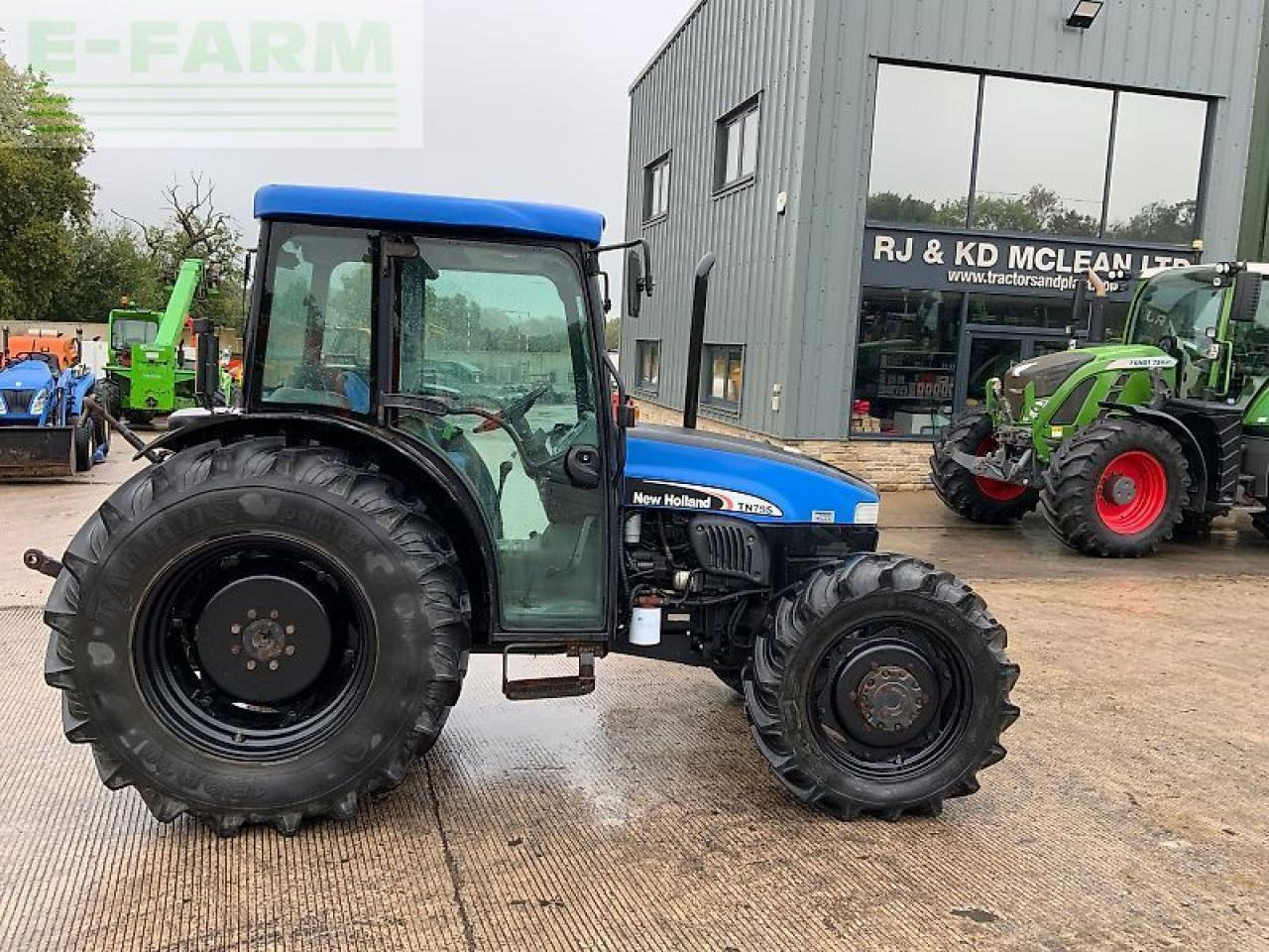 New Holland tn75s super steer tractor (st24490) S - Traktor: gambar 1 New Holland tn75s super steer tractor (st24490) S - Traktor: gambar 1