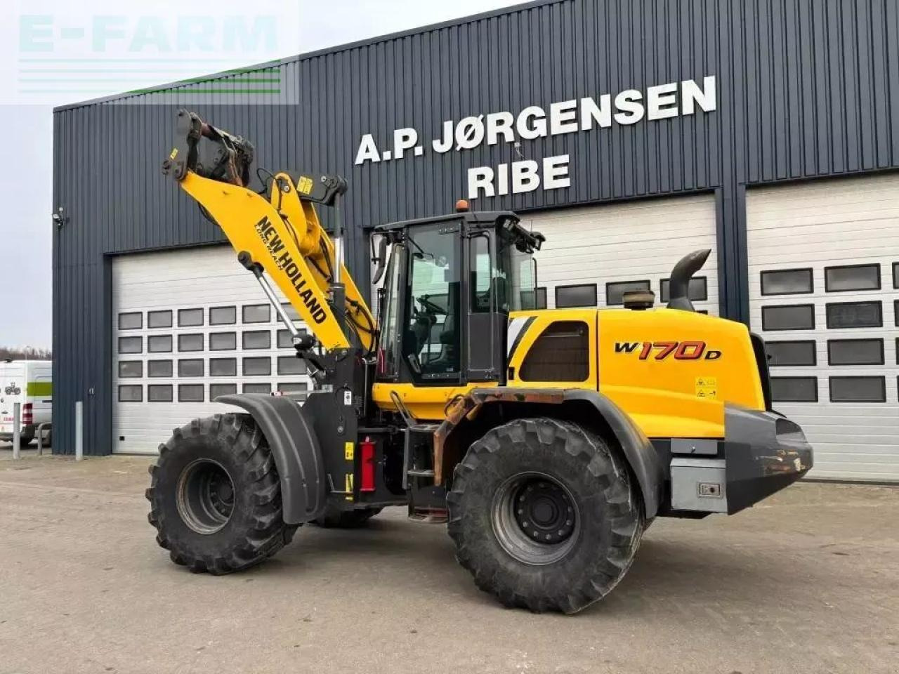 New Holland w 170 d lr - Ekskavator mini: gambar 4 New Holland w 170 d lr - Ekskavator mini: gambar 4