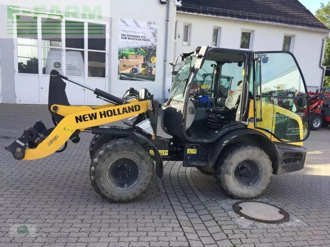 New Holland w50c - Ekskavator mini: gambar 1 New Holland w50c - Ekskavator mini: gambar 1