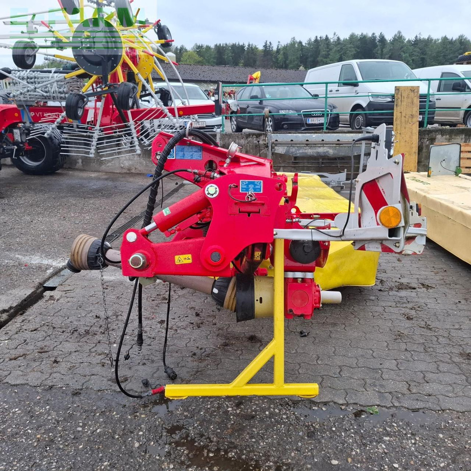 Pöttinger Mähwerk - Mesin pemotong padang rumput: gambar 2 Pöttinger Mähwerk - Mesin pemotong padang rumput: gambar 2