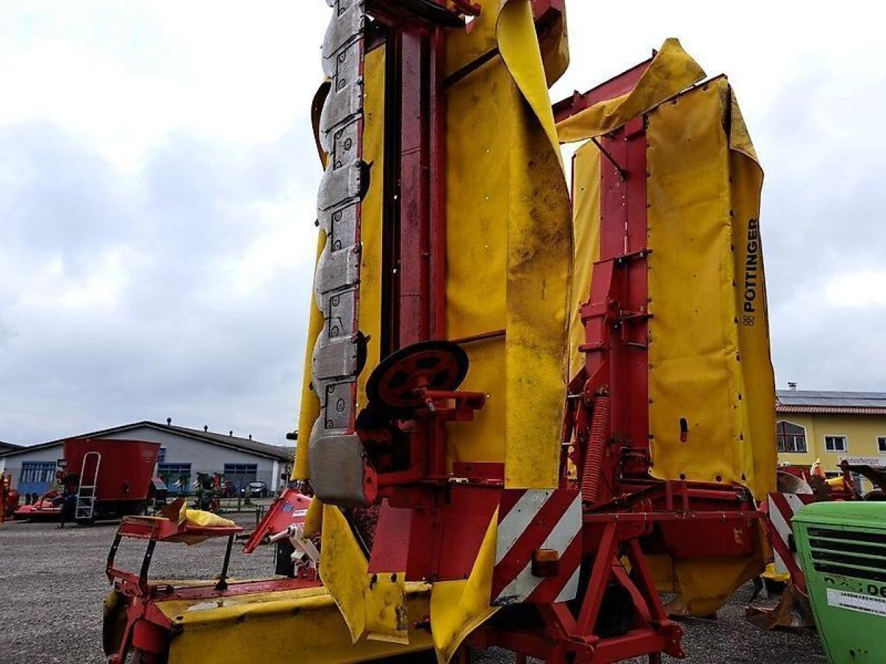 Pöttinger novacat 8600 - Mesin pemotong padang rumput: gambar 3 Pöttinger novacat 8600 - Mesin pemotong padang rumput: gambar 3