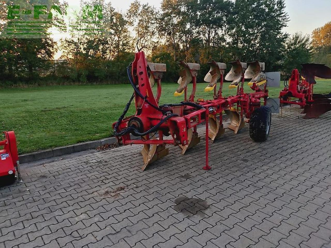 Pöttinger servo 45s plus - Bajak: gambar 1 Pöttinger servo 45s plus - Bajak: gambar 1