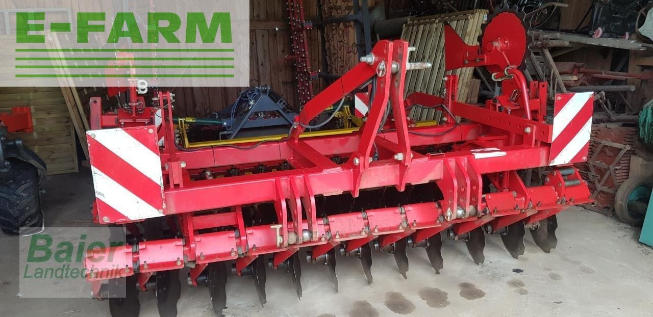 Pöttinger terradisc 3000 - Garu cakram: gambar 1 Pöttinger terradisc 3000 - Garu cakram: gambar 1