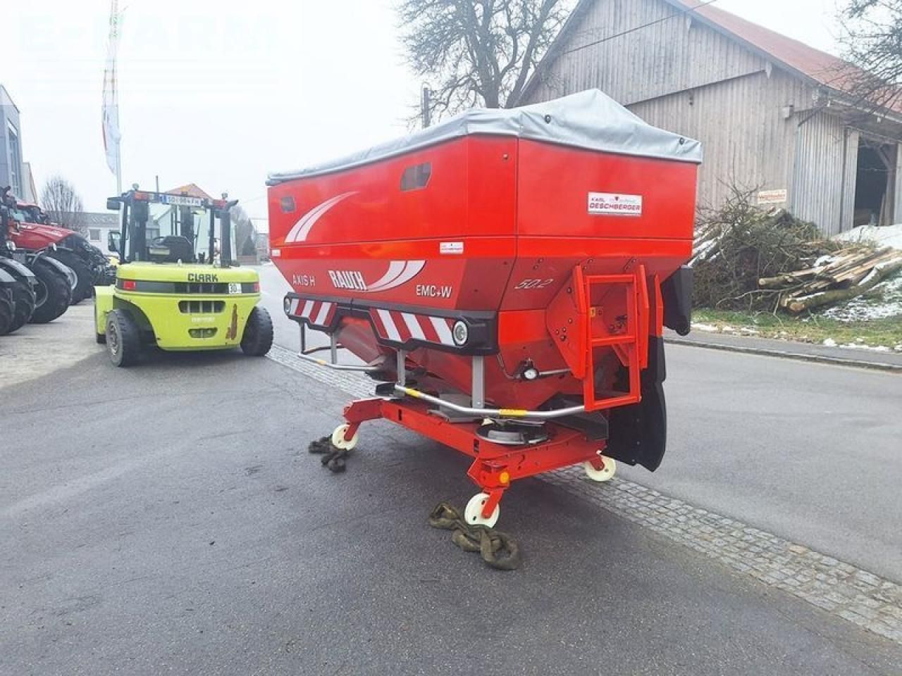 Rauch axis-h 50.2 emc+w pro isobus varispread dynamic - Penyebar pupuk: gambar 5 Rauch axis-h 50.2 emc+w pro isobus varispread dynamic - Penyebar pupuk: gambar 5