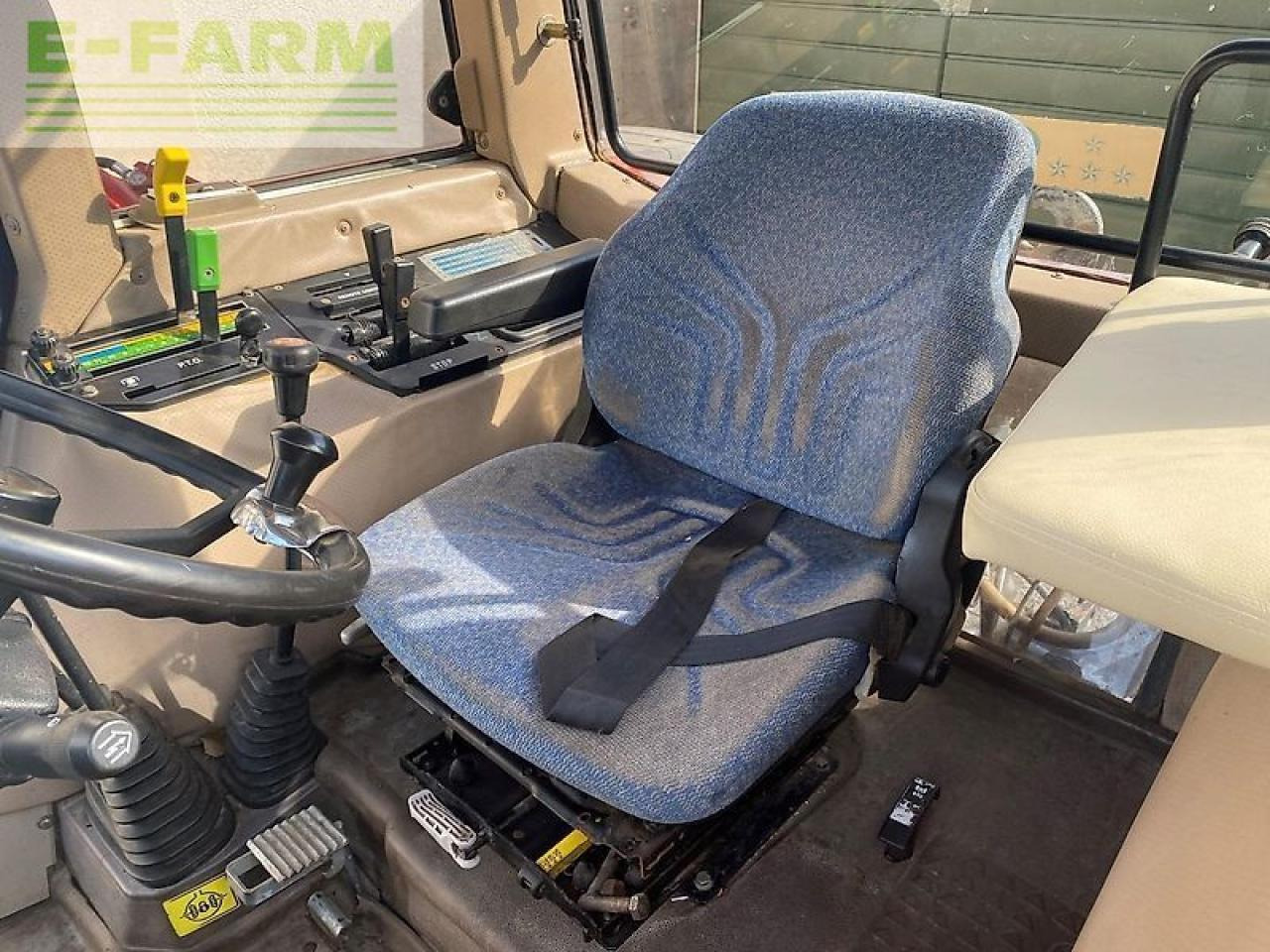 Traktor Same laser 150 dt: gambar 30