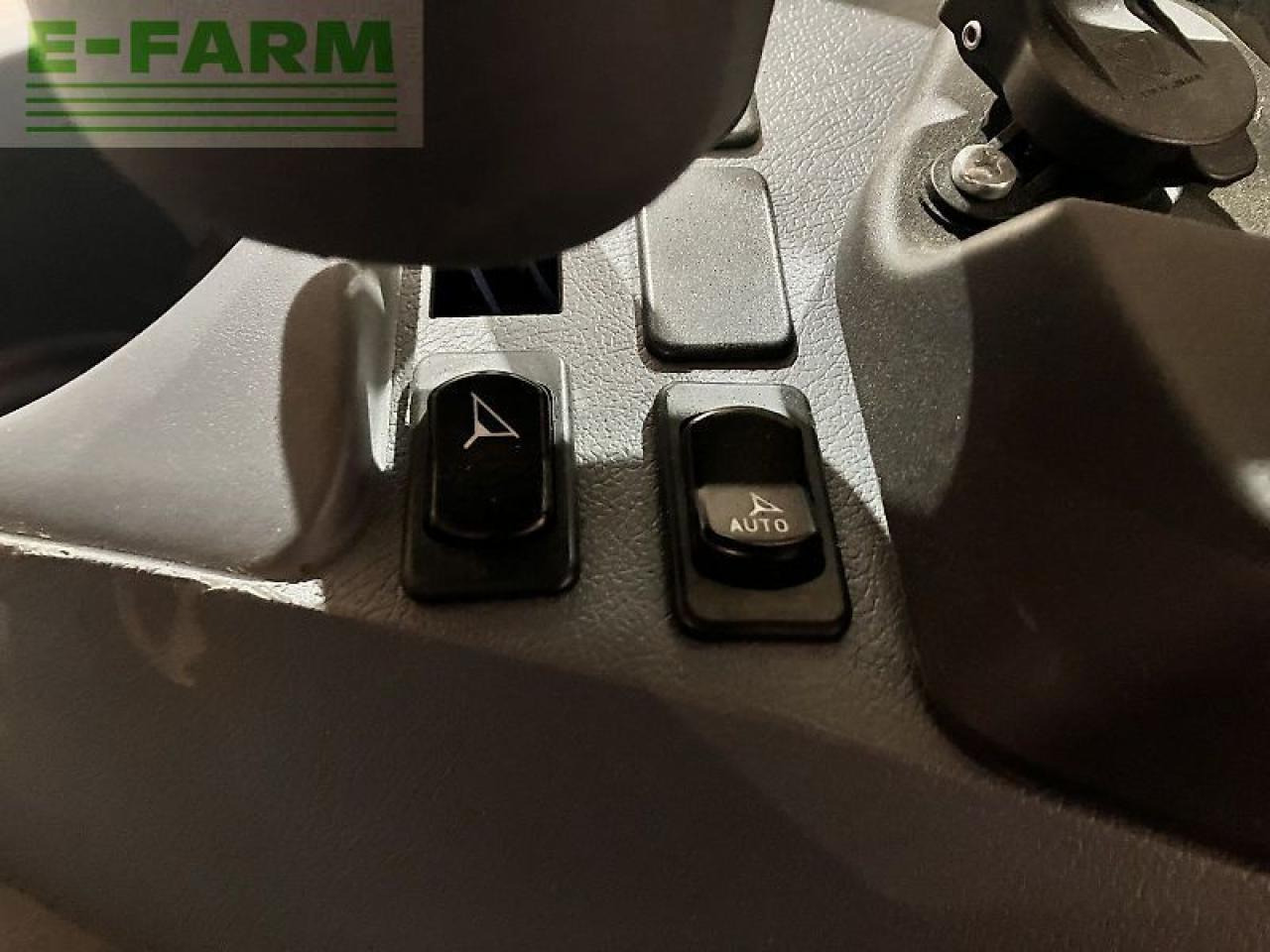 Traktor Steyr 6300 terrus cvt (stage v) CVT: gambar 15