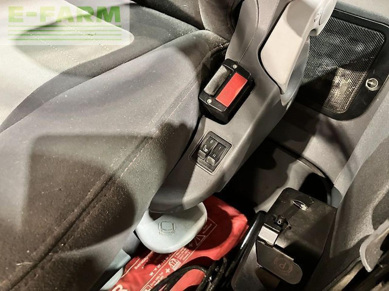 Traktor Steyr 6300 terrus cvt (stage v) CVT: gambar 18