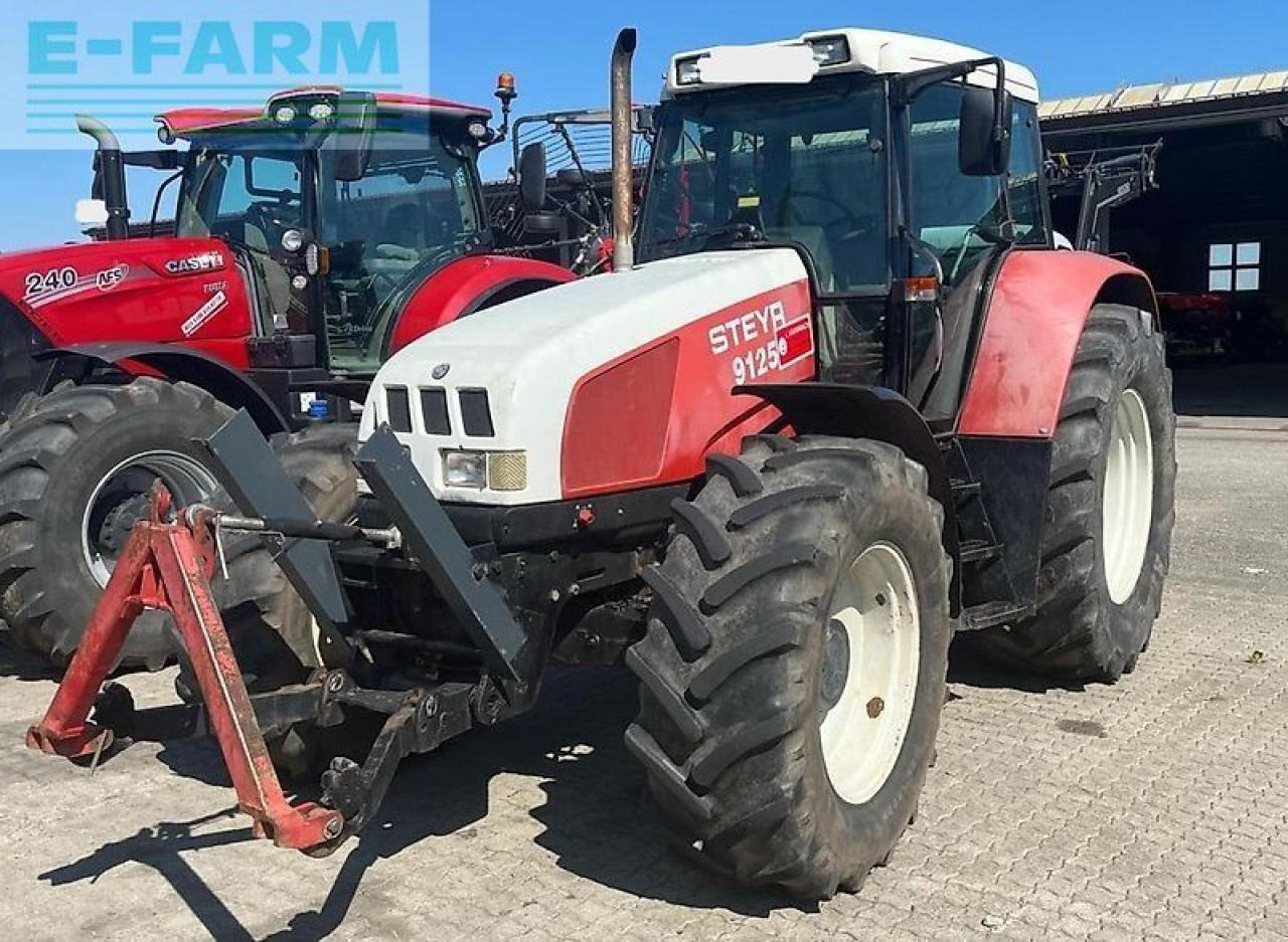 Steyr 9125 - Traktor: gambar 1 Steyr 9125 - Traktor: gambar 1