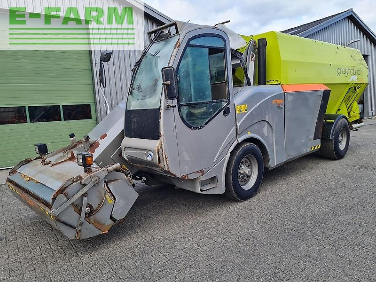 Storti greyhound 20 m3 horizontaal zelfrijder - Peralatan ternak: gambar 1 Storti greyhound 20 m3 horizontaal zelfrijder - Peralatan ternak: gambar 1