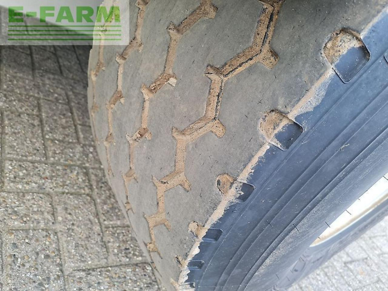 Peralatan ternak Storti greyhound 20 m3 horizontaal zelfrijder: gambar 18 Peralatan ternak Storti greyhound 20 m3 horizontaal zelfrijder: gambar 18