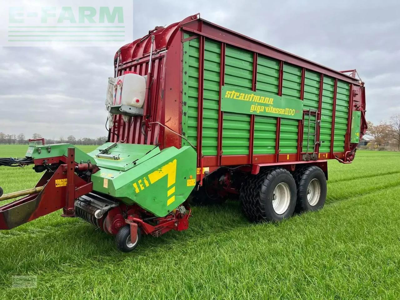 Strautmann giga vitesse 3 do - Keranjang pemuatan sendiri: gambar 1 Strautmann giga vitesse 3 do - Keranjang pemuatan sendiri: gambar 1