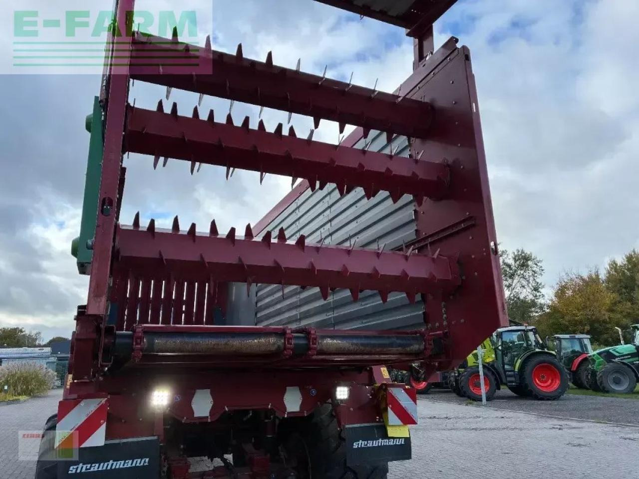 Strautmann giga-vitesse cfs 4001 do - Keranjang pemuatan sendiri: gambar 2 Strautmann giga-vitesse cfs 4001 do - Keranjang pemuatan sendiri: gambar 2