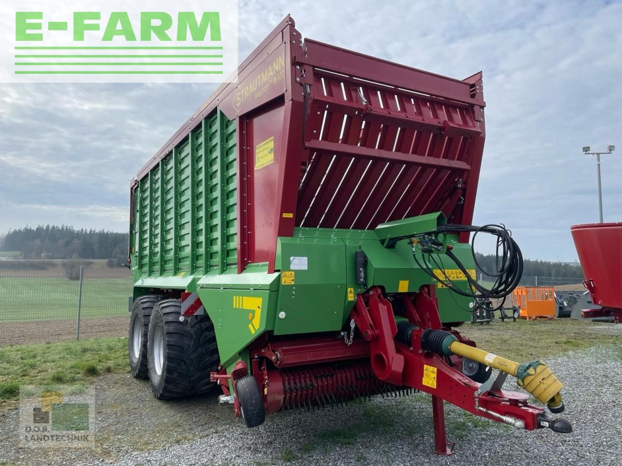 Strautmann magnon cfs 8-370 - Keranjang pemuatan sendiri: gambar 1 Strautmann magnon cfs 8-370 - Keranjang pemuatan sendiri: gambar 1