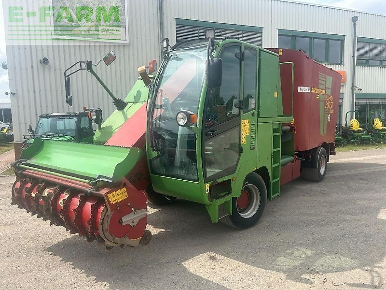 Strautmann sf 200 double - Peralatan ternak: gambar 1 Strautmann sf 200 double - Peralatan ternak: gambar 1